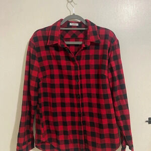 Guanyy Red plaid flannel button down size medium